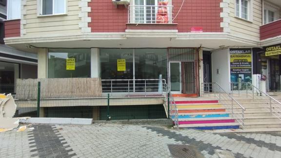 Sancaktepe Lise Caddesine Cephe Satılık Dükkan 2