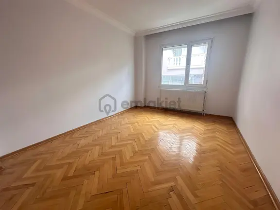 Korutürk Mahallesin De Teraslı Garajlı Bahçeli 5+2 Villa 2