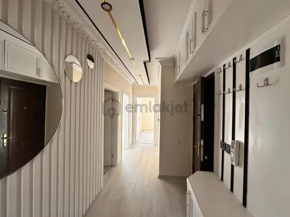 20 Yıllık Değil, Sıfır Ayarında! Full Tadilatlı Fırsat 3 +1 Dair 1