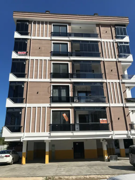 Cumhuriyet Mahallesi'nde Yeni Binada Kiralık 1+1 Daire 2