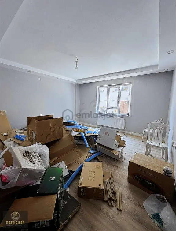 Ad-desticiler Erenköy Mahallesi Cadde Yakını 2+1 Satılık Daire 2