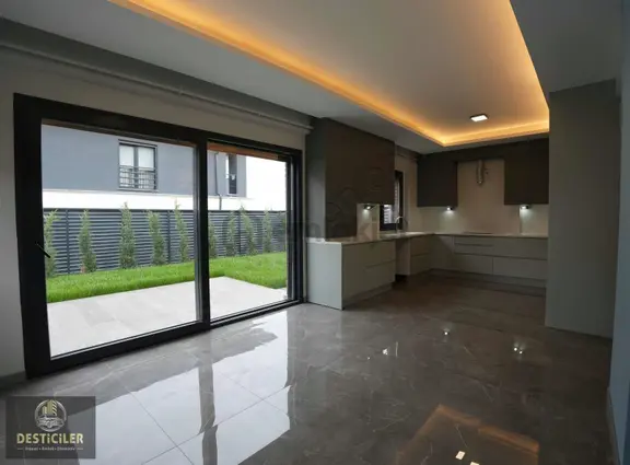 Ck-30 | Aşağısöğütönünde Ultra Lüks Köşe Villa 1