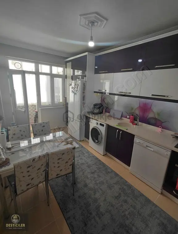 Lt-desticilerden Kafkas Caddesi Yanı Bakımlı 135m2 Net 3+1 Daire 1