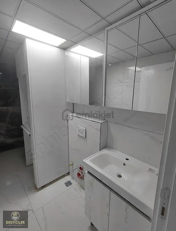 Lt-desticiler Batıkent Ayrık Nizam 2+1 Önü Açık Modern Daire 1