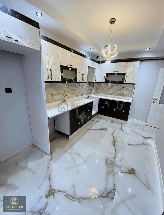 Au-çamlıca Birlik-2 Cad. Yakını Katta Tek Daire 120m2 3+1 Daire 1