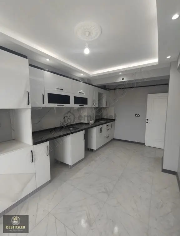 Lt-desticiler Şehir Hst. Bölgesi, Yeni Ve Konforlu 3+1 Daire 1
