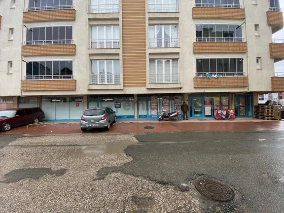 Ordu Cumhuriyet Deniz Tarafı 390 M2 Kiralık İş Yeri 1