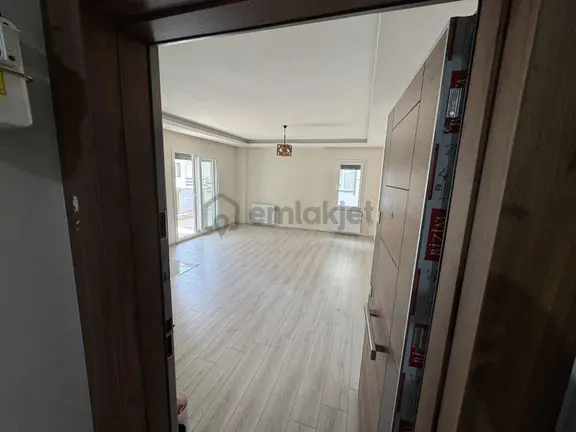 Hıdırlık Mah. Cadde Konumda 2+1 Site İçerisinde Kiralık Daire 2