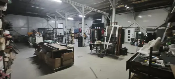 200 Metrekare Kapalı Alan Kiralık Fabrika Depo Atölye 1