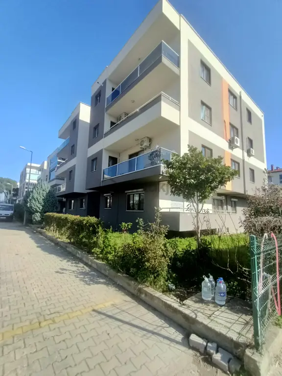 Satılık 3+1 Doğalgazlı Daire 1
