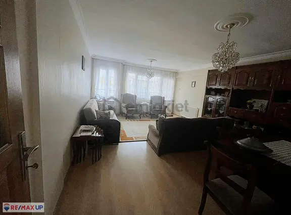 Nil Karkin'den Satılık Geniş 2+1 2
