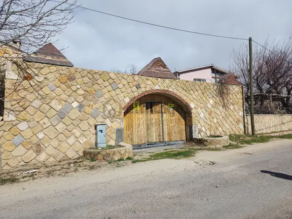 Satılık Mütakil Taş Ev Niğde Merkez Sazlıcada 2
