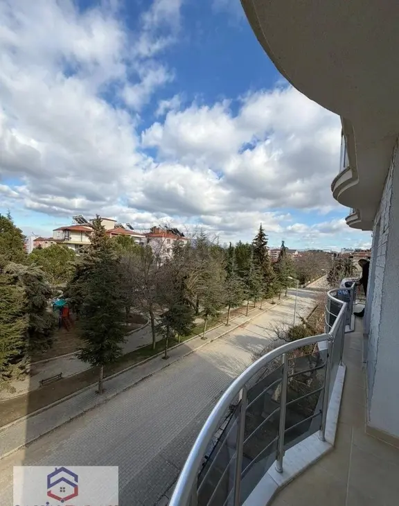 Şahin Emlaktan Acıpayam Çarşı Merkezine Yakın Konumda 3+1 145 M² Satılık Fırsat Daire 2