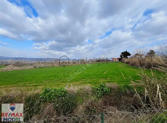 Remax Model Den Güzelköy De 750m² Satılık Konut İmarlı Arsa 1