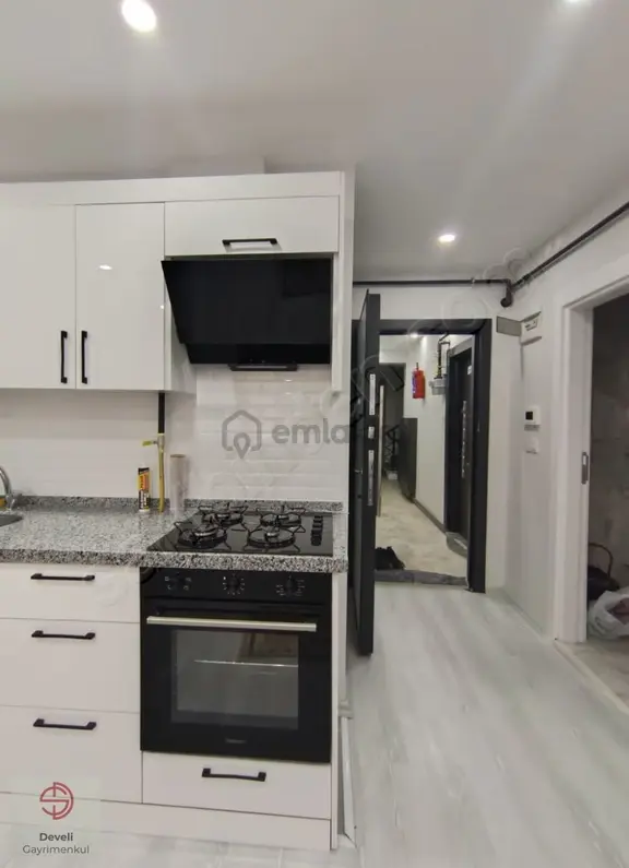 Satılık 1+1 Havuzlu Kapalı Otoparklı Geniş Sıfır Daire 2