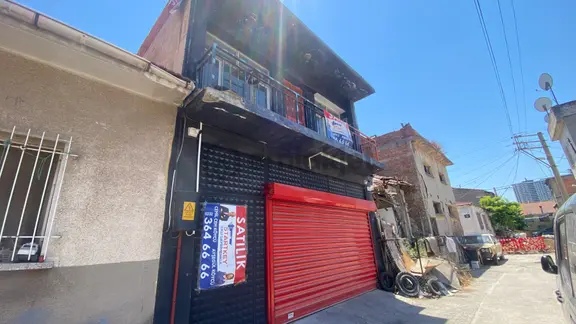 Alsancak’ta Yatırıma Uygun Kira Getirili 2 Katlı Müstakil Bina 1