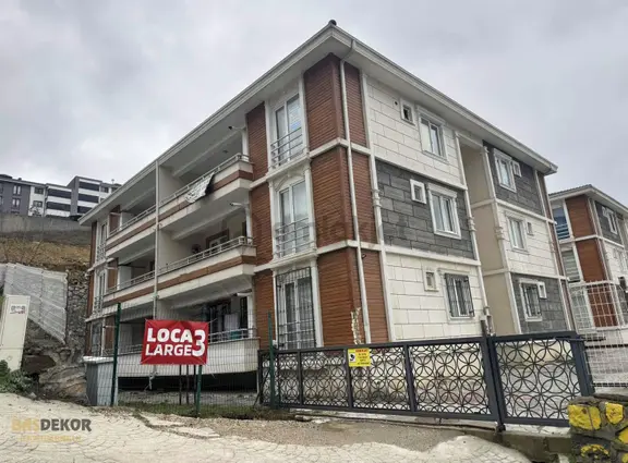 Başdekor Gayrimenkul'den Kiralık Eşyalı 3+1 Daire Kampüste 1
