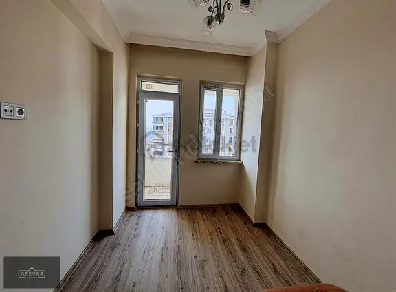 Arevar Dan Oğuzelinde Satılık 3+1 Daire 2