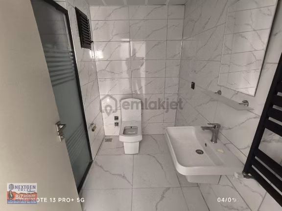 Gülderen Kiralık Tokinin Girişinde Olup Koperatif Marketin Dibinde Gb Lerde 3+1 1. Kat Daire 2