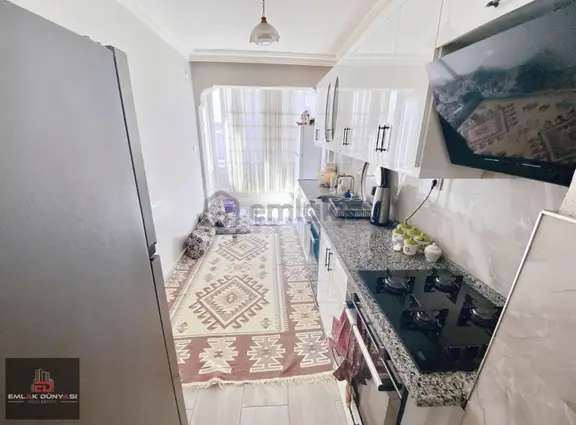 Dutlubahçe Mah.en Geniş Masrafsız Katta Önü Açık2+1 120m2dairesi 1