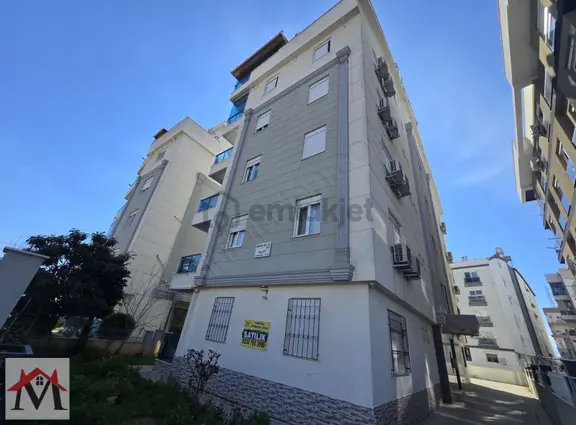 Muratpaşa Gayrimenkulden Kızıltoprak Mahallesinde 2+1 Daire 1
