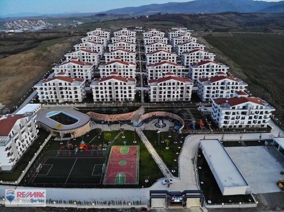 Yalova Remax Asude Vadi Ön Sıra Geniş Kiralık 2+1 Daire 1