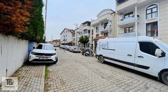Başiskele Barbaros Mah. Site İçersinide 4+1 Ç.d Satılık Daire 2