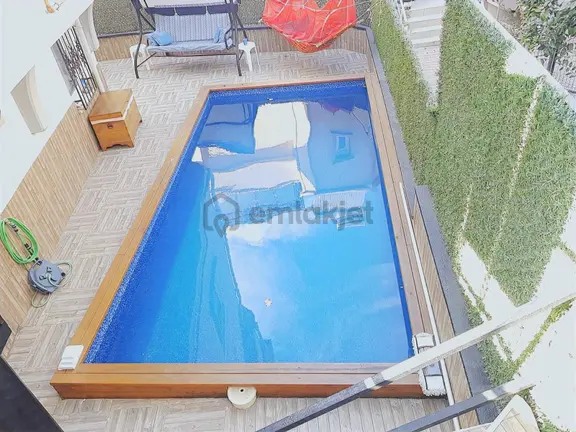 Kendine Ait Havuzlu Deniz Manzaralı Villa 1