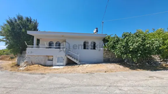 Mersin Silifke Uzuncaburç Yaylası Satılık Bahçeli Müstakil Ev 1