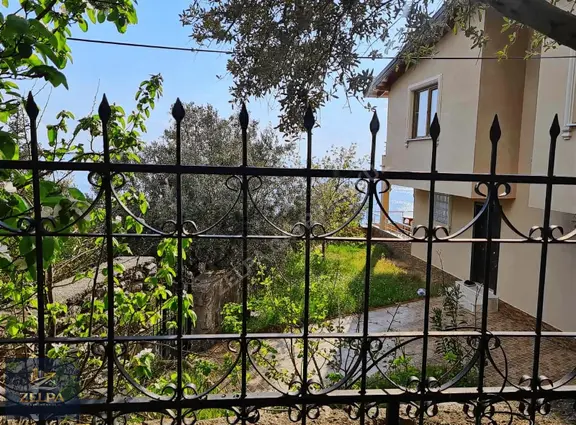 Marmara Adası' Nda Kendine Ait Koylu 3 Katlı 517 M2 Arsalı Villa 2
