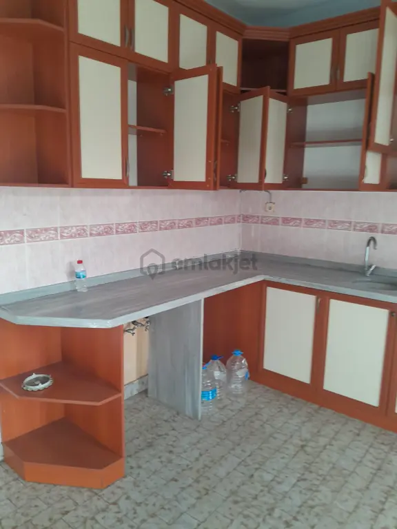 Adalet Gold Group Emlak'tan Kültür Mahallesi'nde Satılık 3+1 Sobalı Müstakil Daire 2