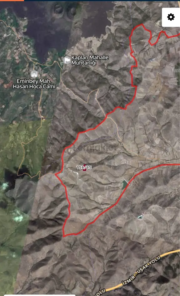 Özdemir'den Manisa Kula İki Olklu'da Satılık 9271 Mt. Tarla 2