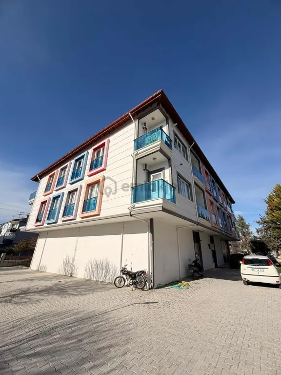 İnal Emlak'tan Fevzi Çakmak Mah.de Satılık 2+1 Eşyalı Daire 2
