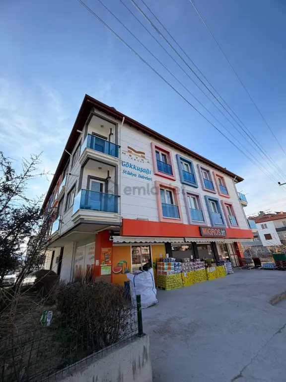 İnal Emlak'tan Fevzi Çakmak Mah.de Satılık 2+1 Eşyalı Daire 2