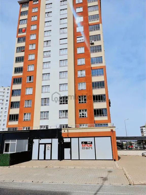 Wave Gayrimenkul'den Yakut'da 250 M2 Ana Cadde Üzeri İşyeri.... 2