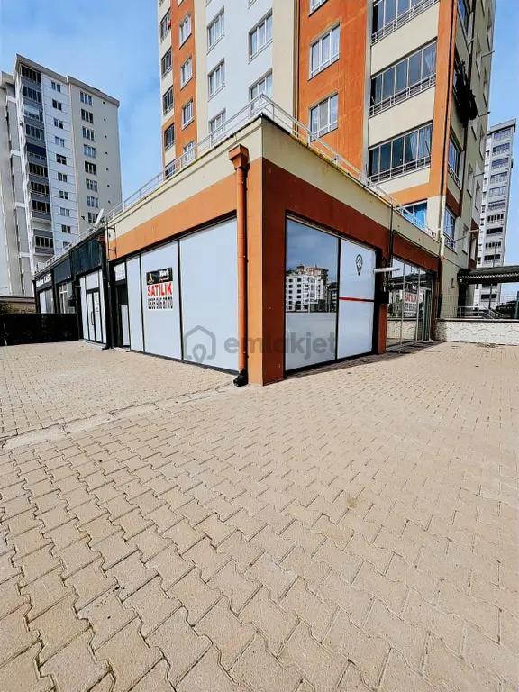 Wave Gayrimenkul'den Yakut'da 250 M2 Ana Cadde Üzeri İşyeri.... 1