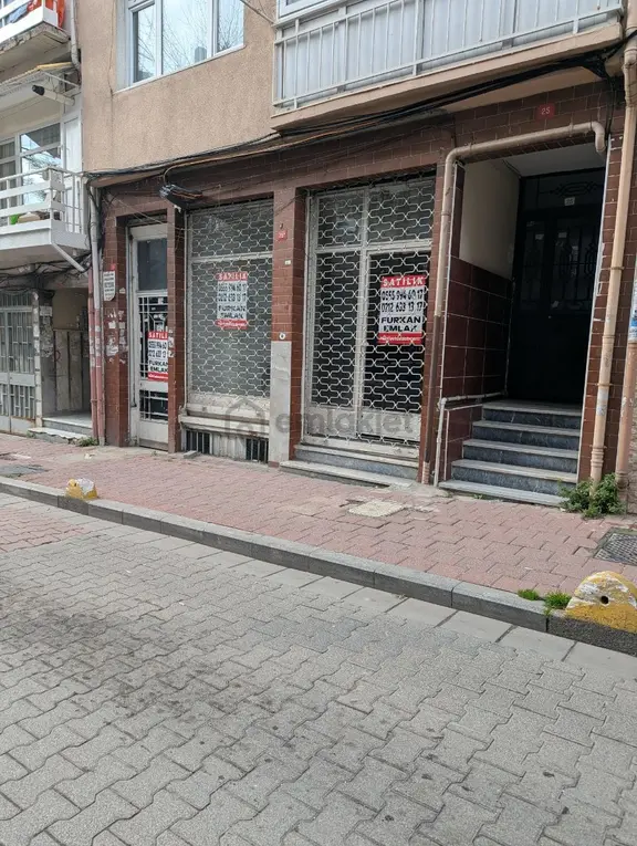Kocamustafapaşa Alıpaşa Kurusebil Sk'ta Satılık Depolu Dükkan 2