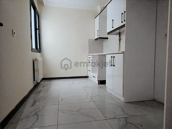 Buket Emlaktan Kiralık 3+1 Daire Ara Kat Doğalgazlı Asansörlü 2