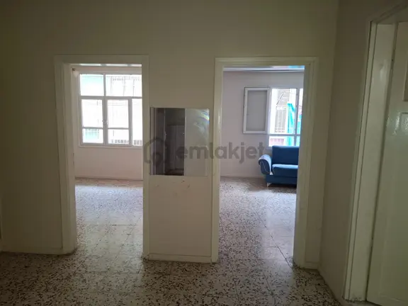 Satılık Müstakil 4 Katlı Bir Daire Fiyatına Düştüü 4500000 Tl. 2