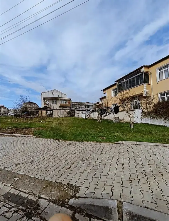 Sağlık Mahallesi 6 Dairelik Arsa 1