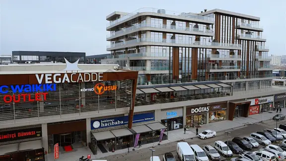 Vega Cadde'de Satılık Daire/ofis 170 M² Kiracılı 1