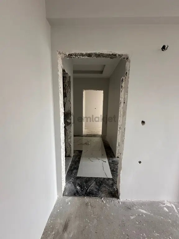 Adalet Gold Group Emlak'tan Bengiler Mahallesi'nde Merkezin Göbeğinde Sıfır Yapı 3+1 Satılık Daire 2