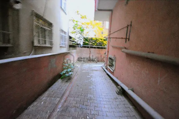 Satılık Ters Dubleks 2+1 İskanlı 90 M2 Konumu Güzel Diş Hastanes 2