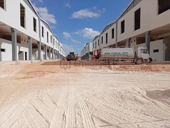 Baron Dan Fıstıkçılarda 750 M2 Fırsat İşyeri 2