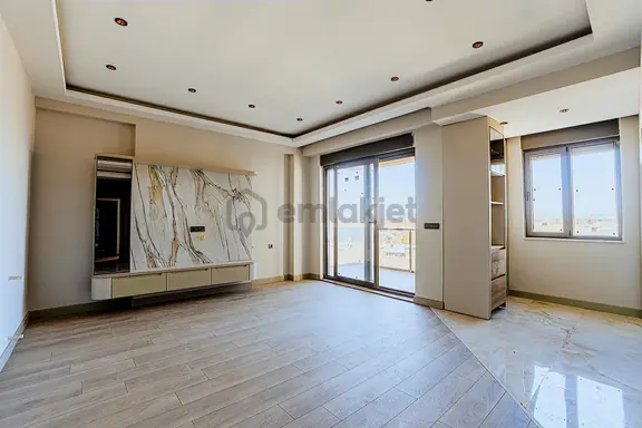 Göksu'da Emsalsiz Mimariye Sahip Lüks 2+1 Katta Kiralık Daireler 1