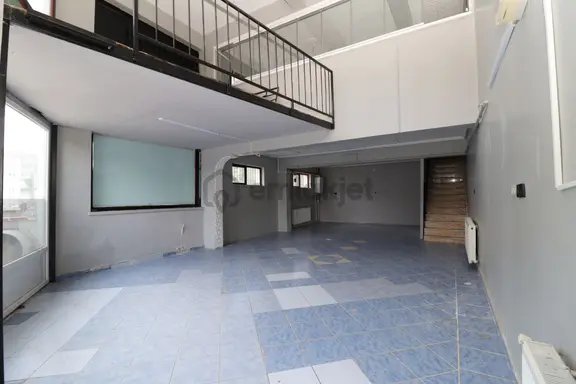 Akif'ten Topçu'da Elvankent Çarşısı Yakını Cadde Üzeri Satılık Dükkan 1