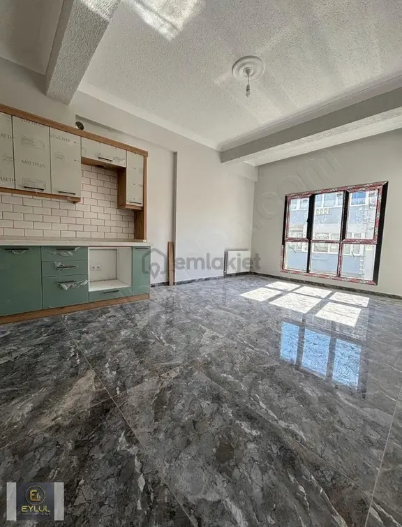 Balıkesir Burhaniye Bahçelievler 2+1 Açık Mutfak Satılık Daire 1