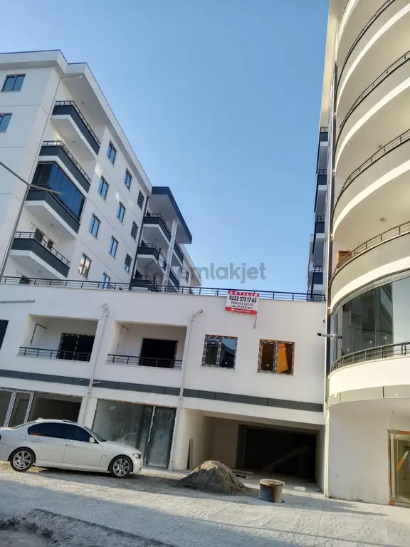 Adalet Gold Group Emlak'tan Bengiler Mahallesin'de Merkezin Göbeğinde 2+0 Satılık Sıfır Daire 1