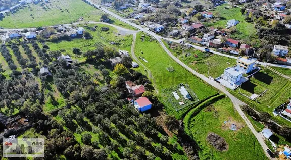 Han Emlak'tan Kooperatiflik Yer Üvecik Köyünde Satılık Arsa 2