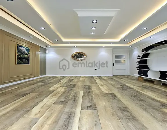 Metrobüse Marmara Parka Yakın Yüksek Kira Getirili 2+1 Arakat 1